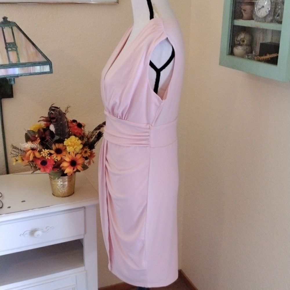 Elegant Pink Draped Women's Dress - Picture 4 of 9